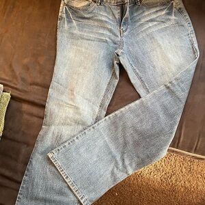 Apt 9 women’s jeans size 10 boot cut